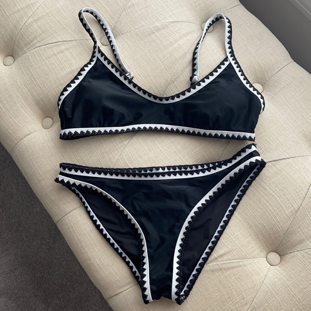 Black bikini with stitched trim